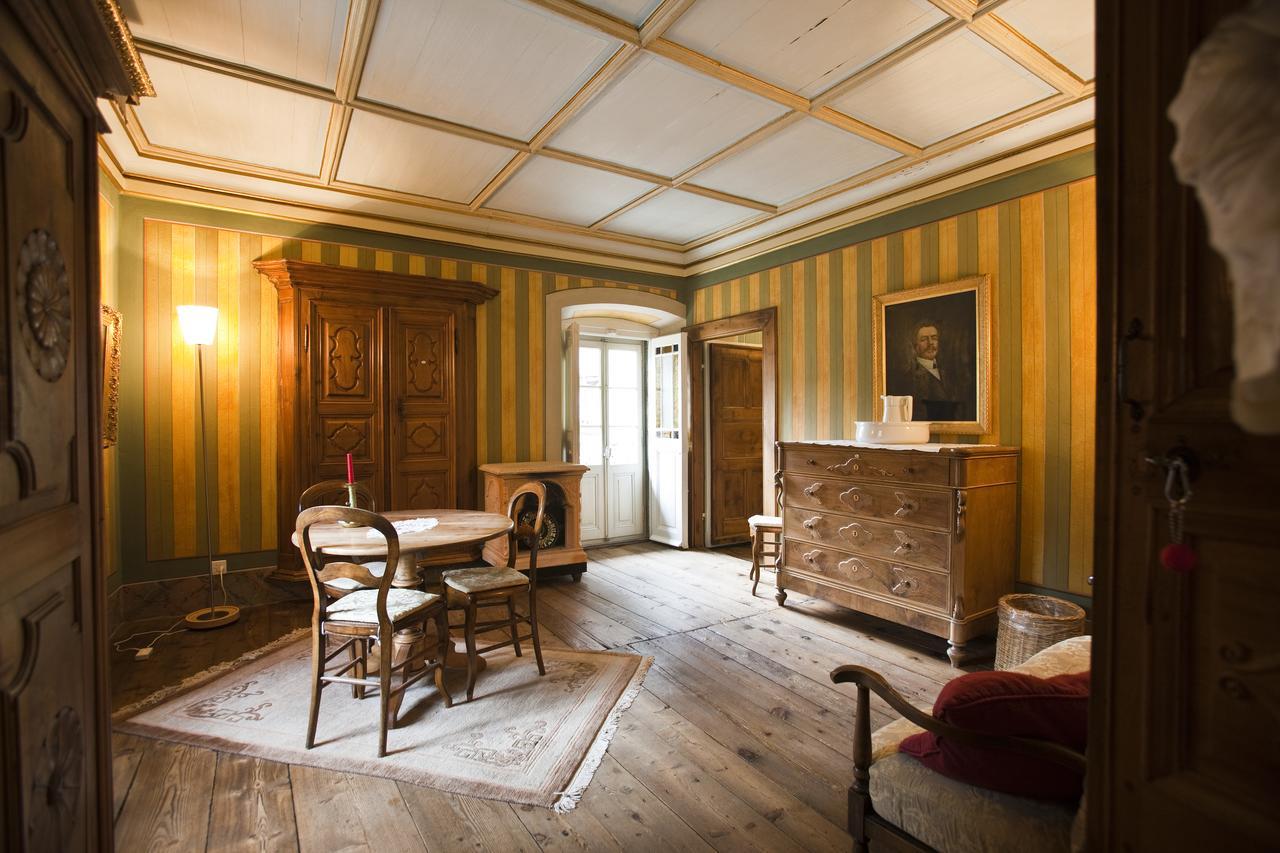 Palazzo Gamboni Swiss Historic Hotel Comologno Bagian luar foto